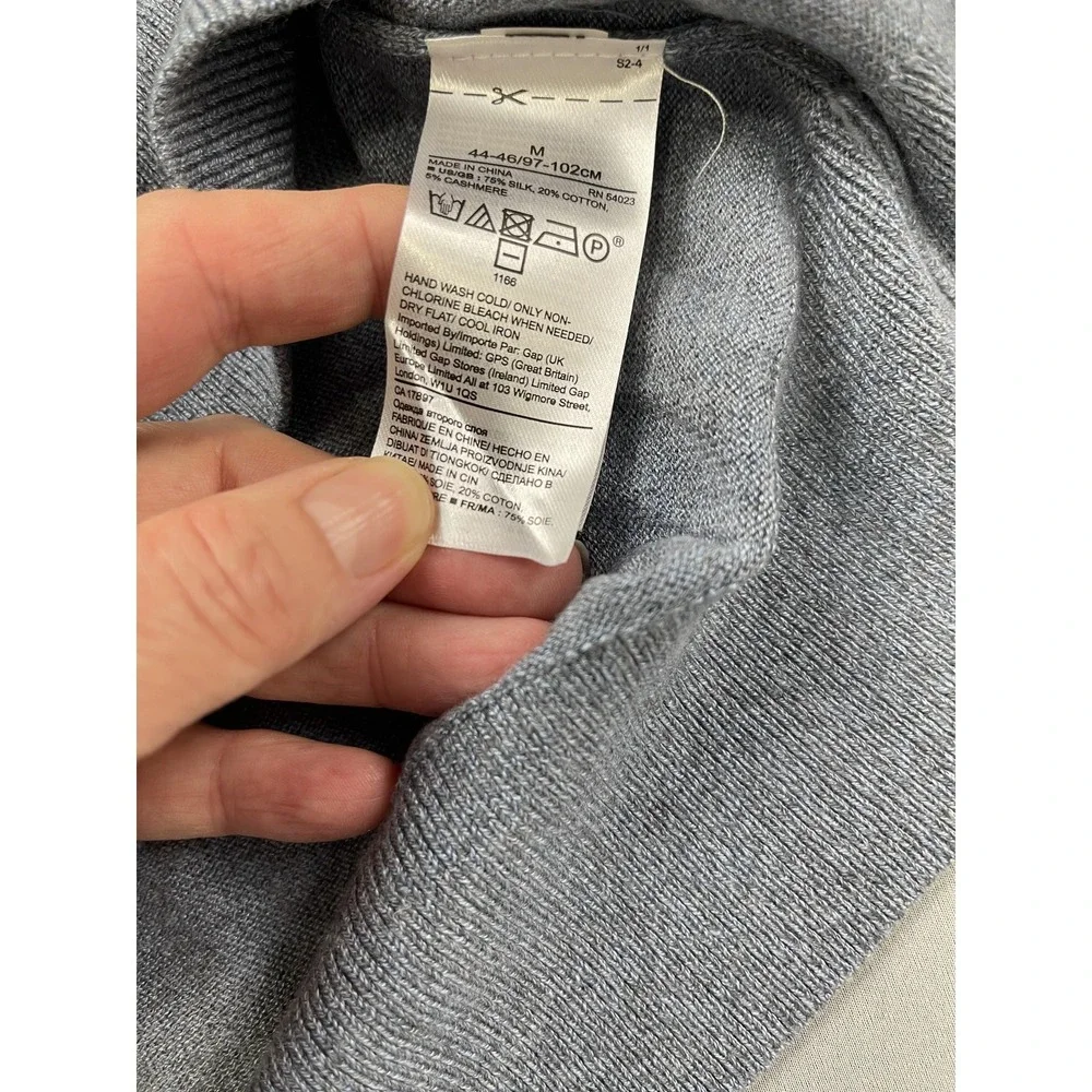 Banana‎ Republic Men's M Luxury Blend Silk Cotton Cashmere V-Neck Sweater blue